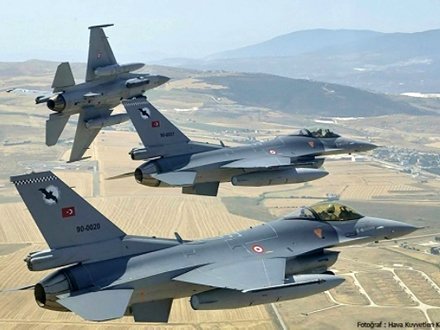Türkiyə PKK-ya qarşı hava əməliyyatı keçirib.