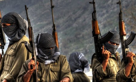 PKK-çılar Türkiyəyə təslim olur