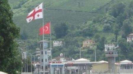 Gürcüstan-Azərbaycan-Türkiyə arasında yeni sərhəd məntəqələri tikiləcək