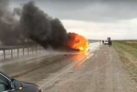 Bakı-Sumqayıt yolunda idmançının avtomobili belə yandı – VİDEO