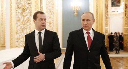 Kremlin mart inqilabı planı - Medvedyev qurban gedir