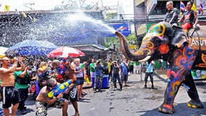 Myanmada su festivalı zamanı 285 nəfər ölüb