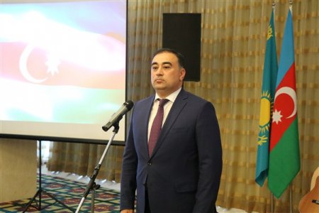 Qazaxıstanın Atırau şəhərində 28 May - Respublika Günü ilə əlaqədar rəsmi qəbul keçirilib.