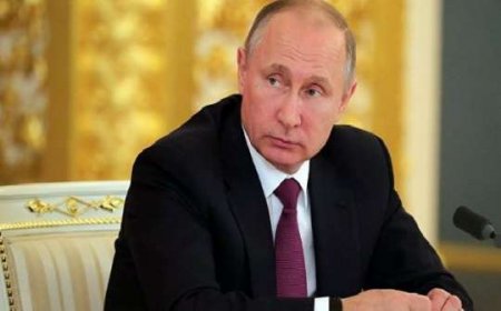 Putin səkkiz generalı vəzifəsindən azad etdi