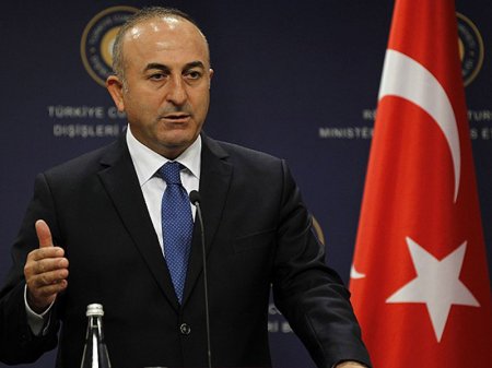 Çavuşoğlu: "Hərbi müdaxilə istisna deyil"
