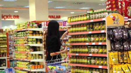 Azərbaycanda iki böyük supermarket birləşir
