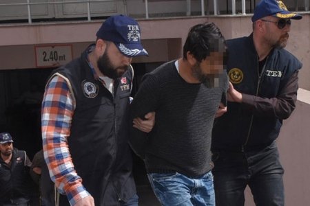 İzmirdə  2 terrorçu yaxalandı