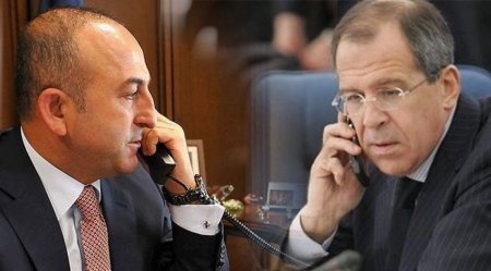 Lavrov və Çavuşoğlu telefonla danışıb