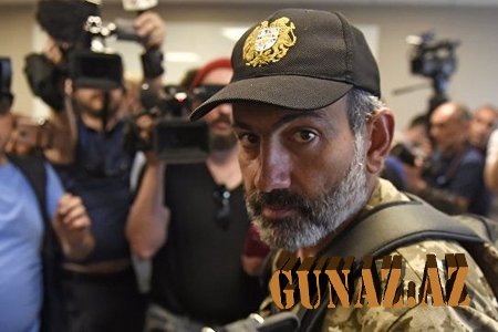 Paşinyan: “Hakimiyyət dəyişikliyindən sonra Ermənistan KTMT-də qalacaq”