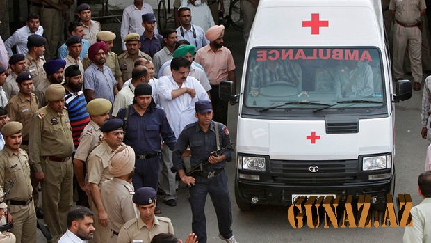 Hindistanda dəhşətli avtobus qəzası - 27 ölü