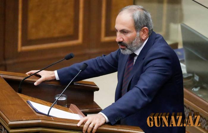 Nikol Paşinyan: "Ermənistanda bütün qubernatorlar dəyişdiriləcək"