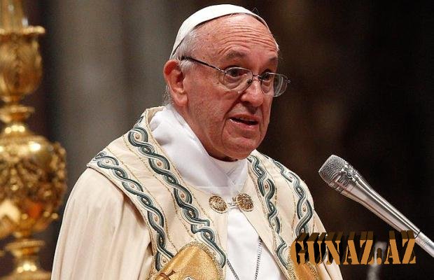 Roma Papası: “Azərbaycan xalqı üçün dualar edirəm”