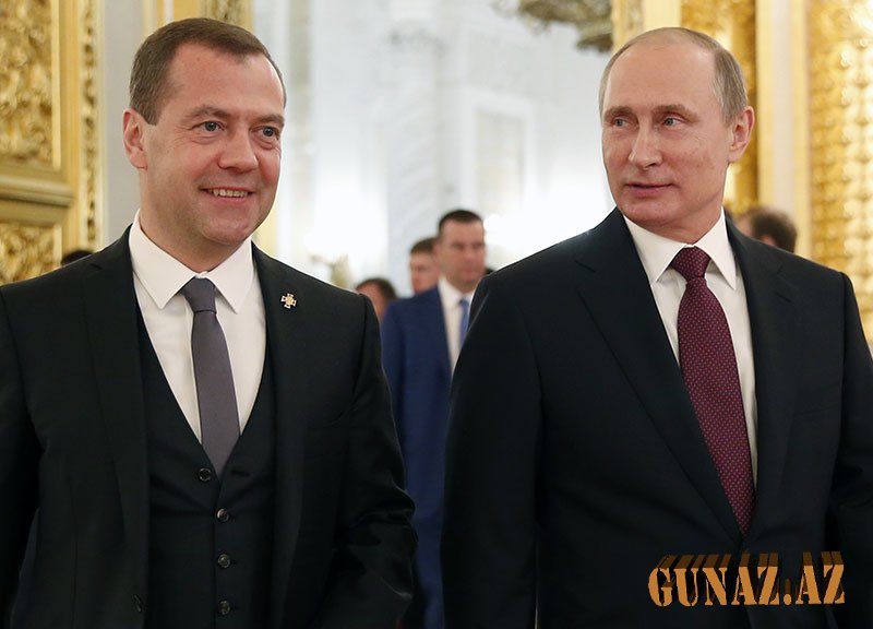 Putin baş nazir postuna Medvedevi irəli sürdü