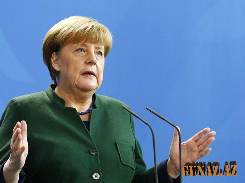 Merkel İranla nüvə sazişinə münasibət bildirdi