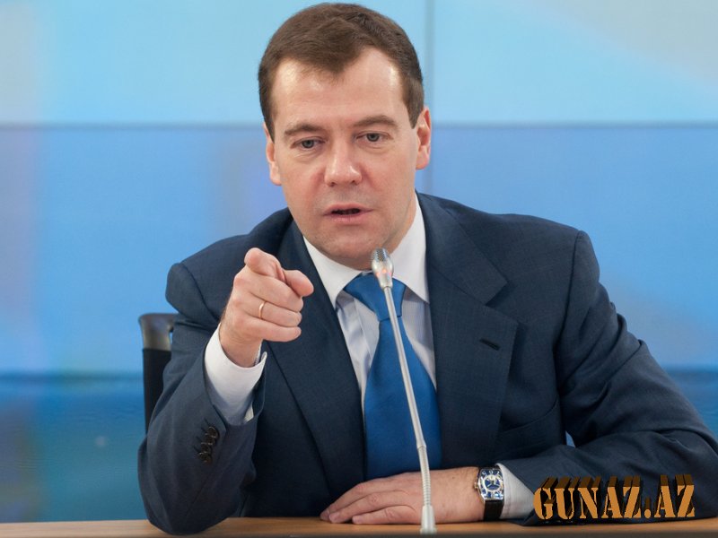 Medvedev Gürcüstan müharibəsinin təfərrüatını açıqladı