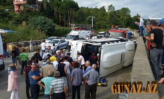 Sərnişin avtobusu aşdı - 2 ölü, 32 yaralı