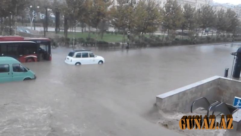Bakının yağış sularının altında qalmasının SƏBƏBİ - AÇIQLANDI