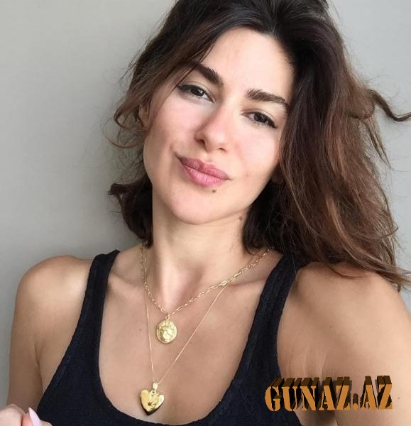 Azərbaycanlı aktrisanın makiyajsız halı- FOTO
