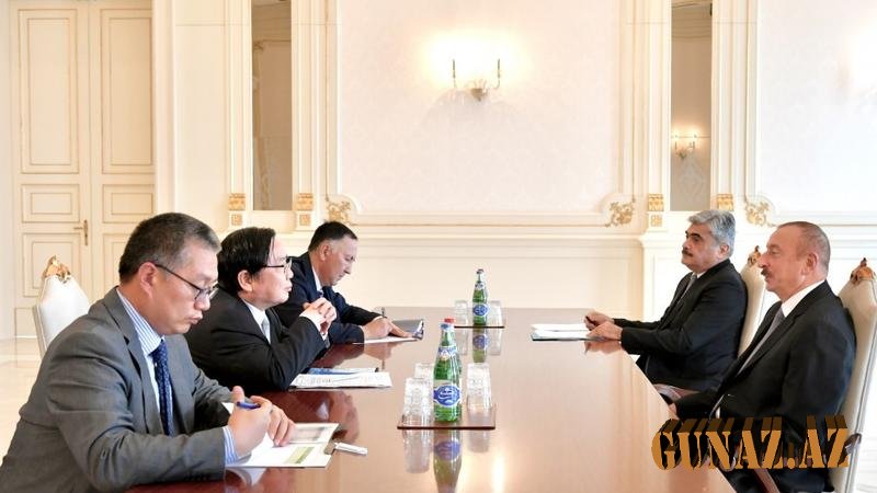 İlham Əliyev Asiya İnkişaf Bankının vitse-prezidenti ilə görüşdü