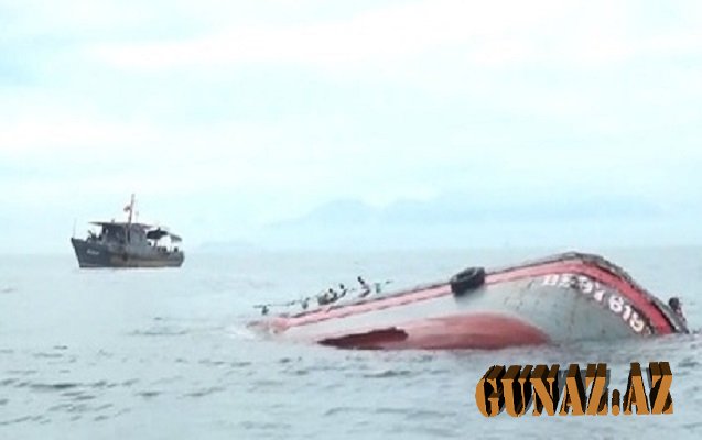 Çində gəmi batdı: 11 nəfər itkin düşüb