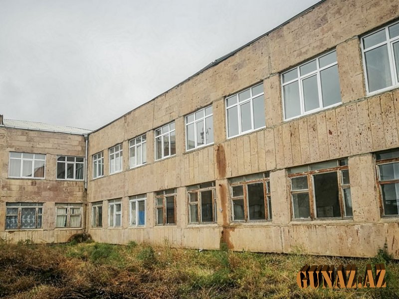 Ermənistan təhsilində böhran - 32 məktəb bağlandı