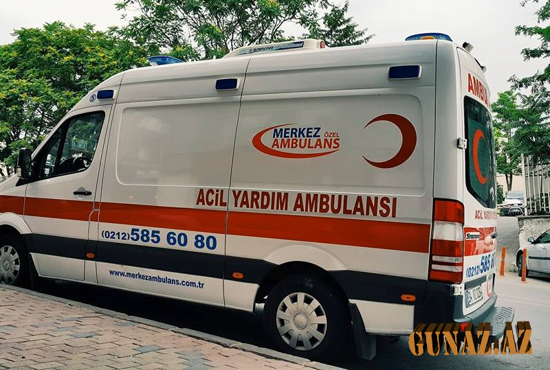 Türkiyədə hərbçiləri aparan avtobus aşıb