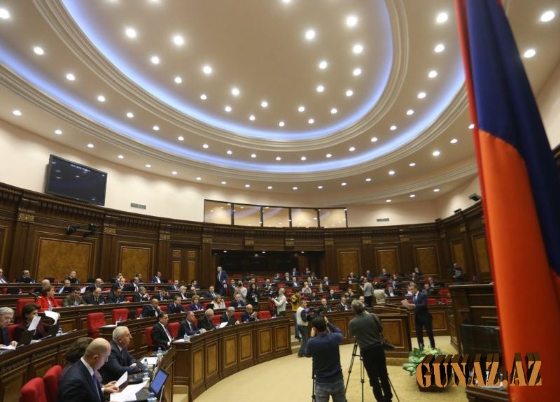 Erməni parlamentində mandatlar necə bölüşdürüləcək?