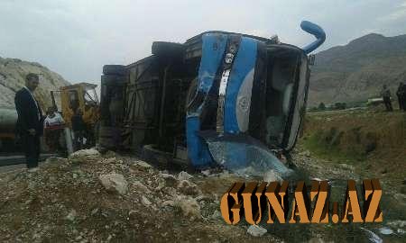 Avtobus aşdı: 3 ölü, 8 yaralı