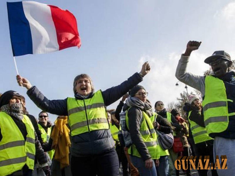 Fransada etiraz aksiyalarında 50 min insan iştirak edir