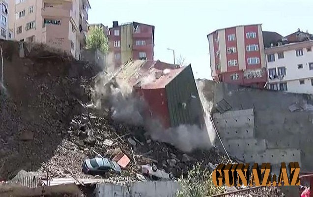 İstanbulda bina çökdü