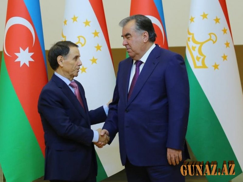 Baş Nazir Novruz Məmmədov Tacikistan Prezidenti ilə görüşüb