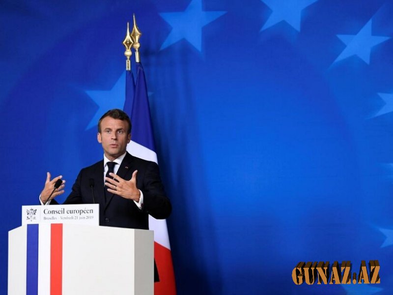 Fransa prezidenti Trampı İrana qarşı sanksiyaları azaltmağa qane edəcəyini deyib