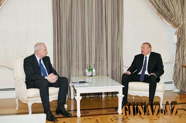 İlham Əliyev federasiya prezidenti ilə görüşdü