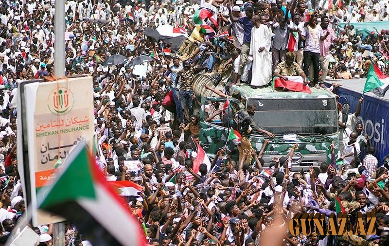 Sudanda kütləvi aksiyalar keçirilir