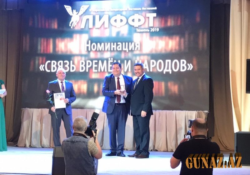 Azərbaycan yazıçısı Rusiyada gümüş medal qazanıb