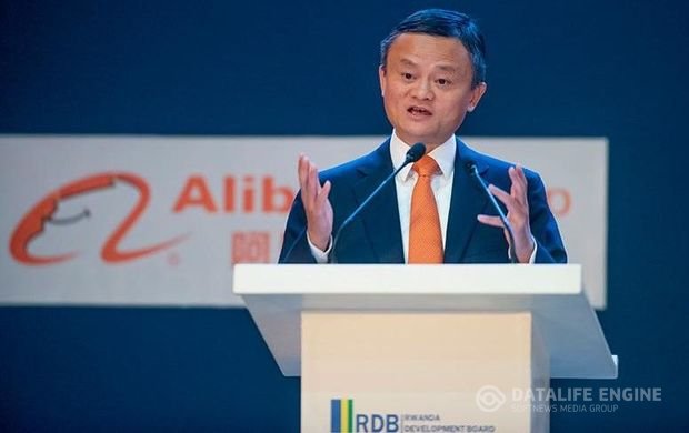 "Alibaba"nın rəhbəri istefa verdi