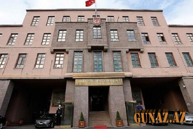 Türkiyə ordusu terrorçuların silah anbarını ələ keçirib