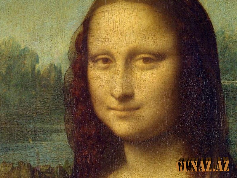 "Mona Liza" çat verdi - FOTO