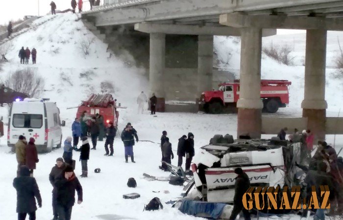 Rusiyada dəhşətli qəza nəticəsində 19 nəfər ölüb