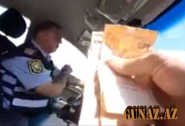Azərbaycanda polis sürücüdən belə rüşvət aldı: “Maşını 10 manatdır” - VİDEO