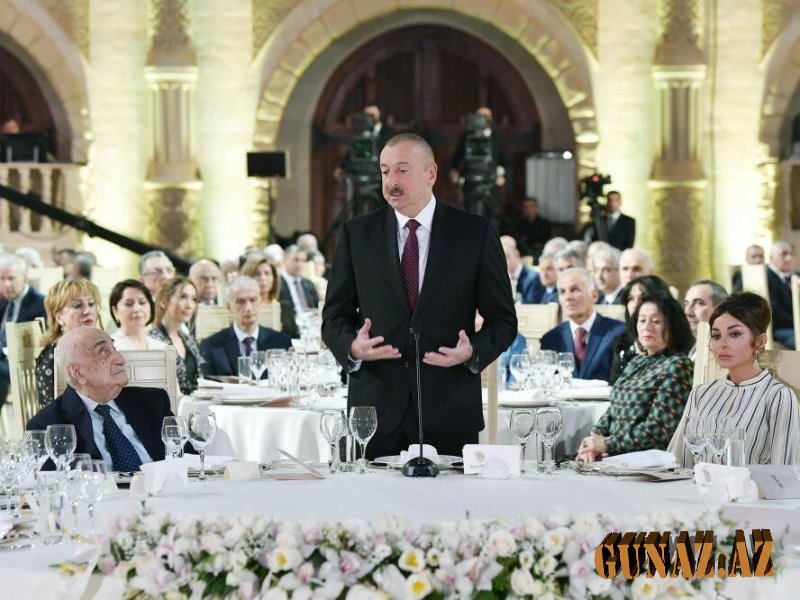 "Bizim çox sıx səmimi yoldaşlıq münasibətlərimiz olubdur" - Prezident