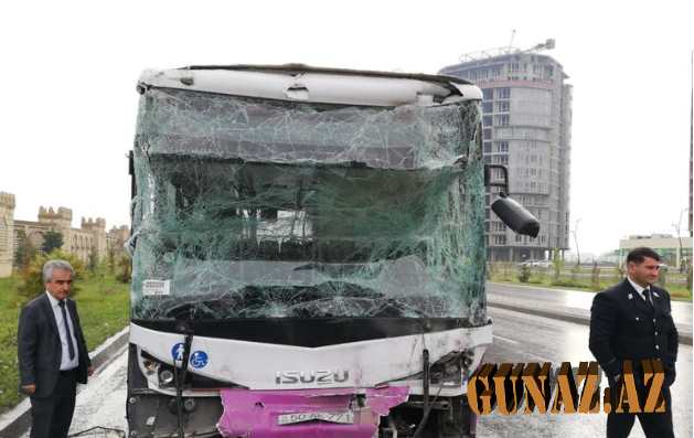 Sumqayıtda avtobuslar qəza törətdi