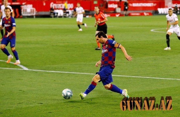 Messi ad günündə YENİLİK ETDİ