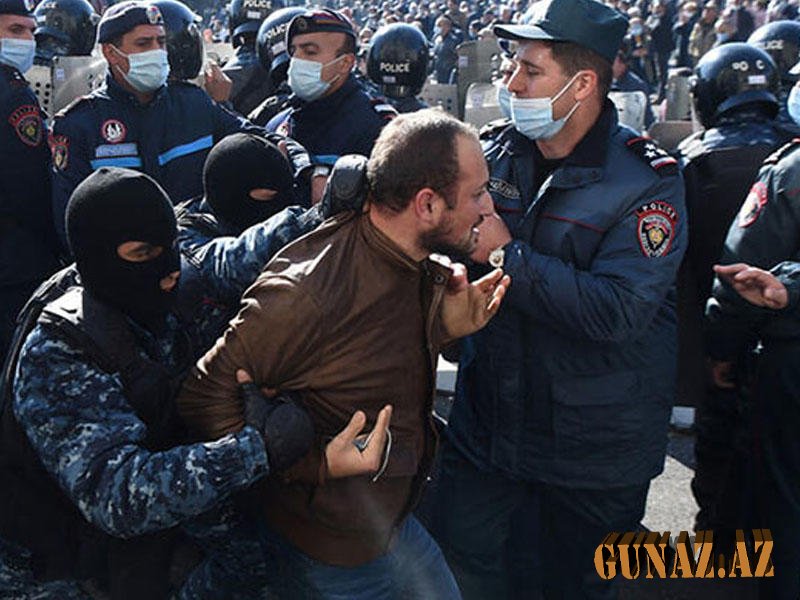 Ermənistanda gərginlik: Aksiyalar başladı