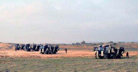 Azərbaycan ordusunun döyüşə hazırlıq səviyyəsi yoxlanılır - FOTO