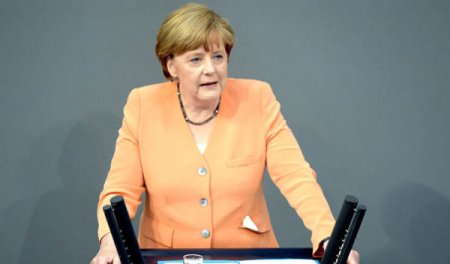 Merkel Ərdoğanın iradına məhəl qoymadı