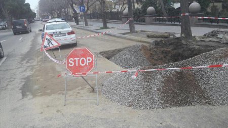 Bakının əsas küçələrindən birində hərəkət məhdudlaşdırıldı