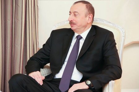 İlham Əliyev sabiq prezidenti qəbul etdi