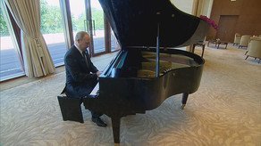 Putin royalda ifa etdi-VİDEO