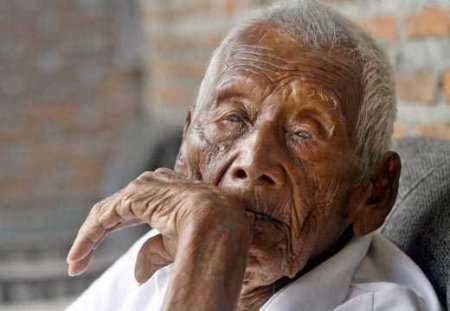 Dünyanın ən yaşlı adamı 146 yaşında vəfat edib
